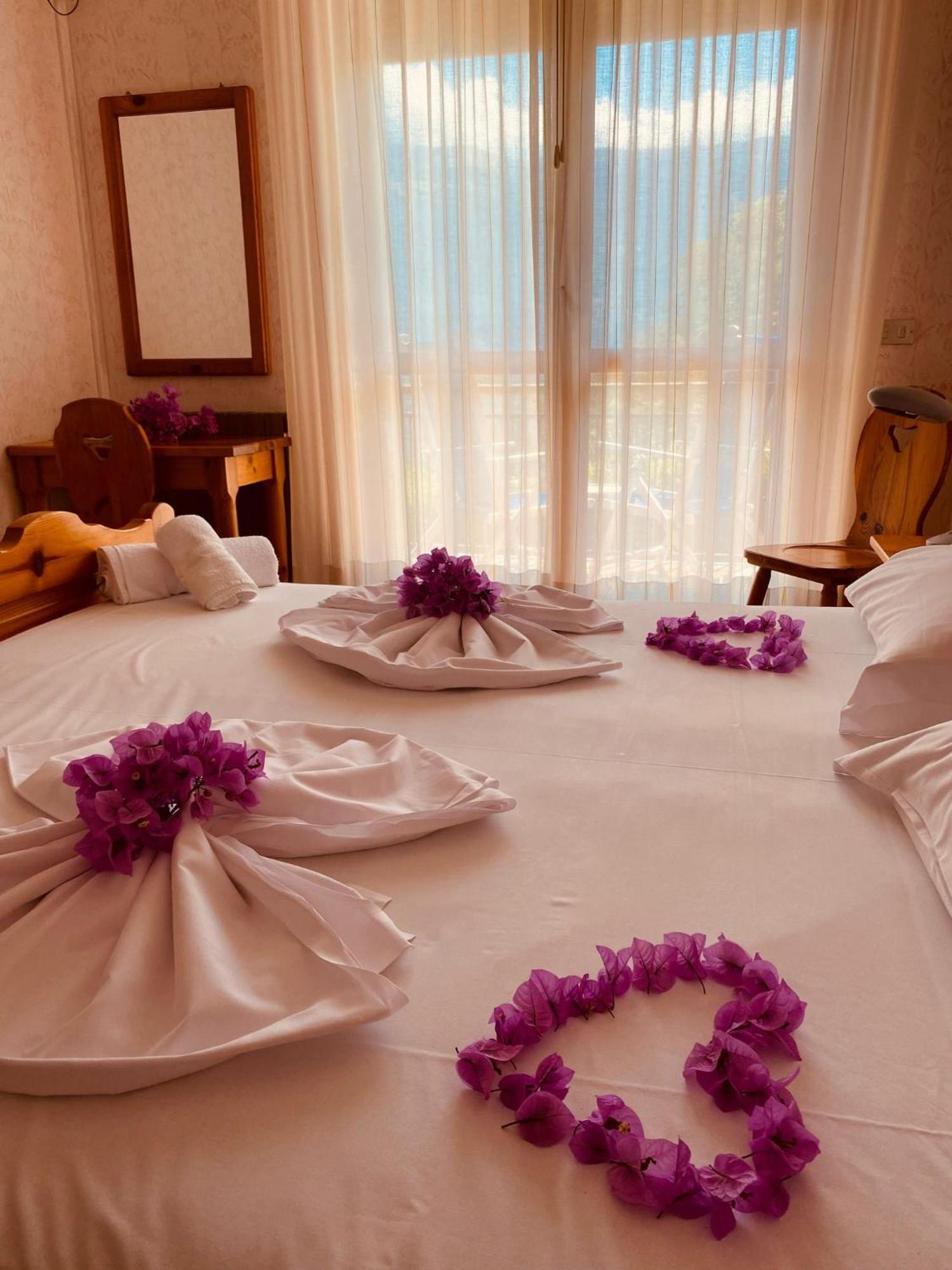 Residence Hotel Maxi Limone sul Garda Quarto foto
