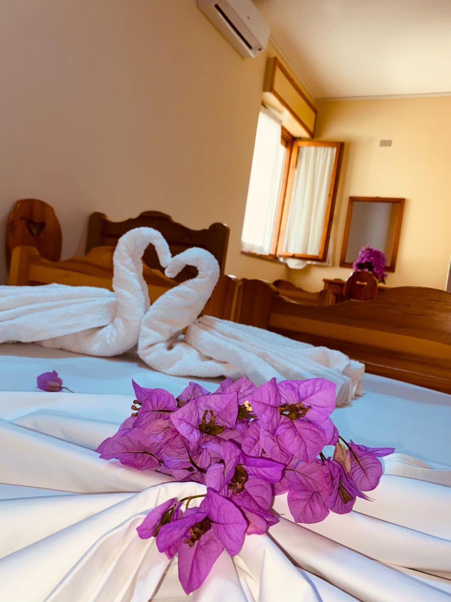 Residence Hotel Maxi Limone sul Garda Quarto foto